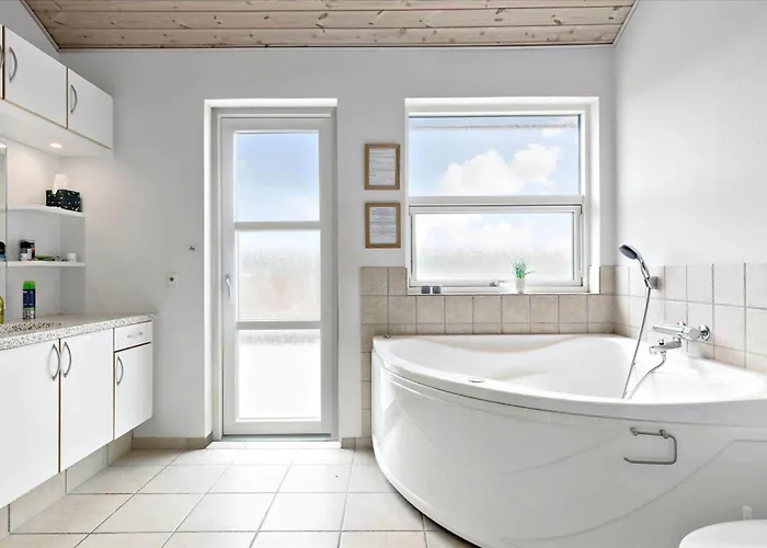 Ln1668-hjorring-klitmarken-20 بيت للعطل Hjørring